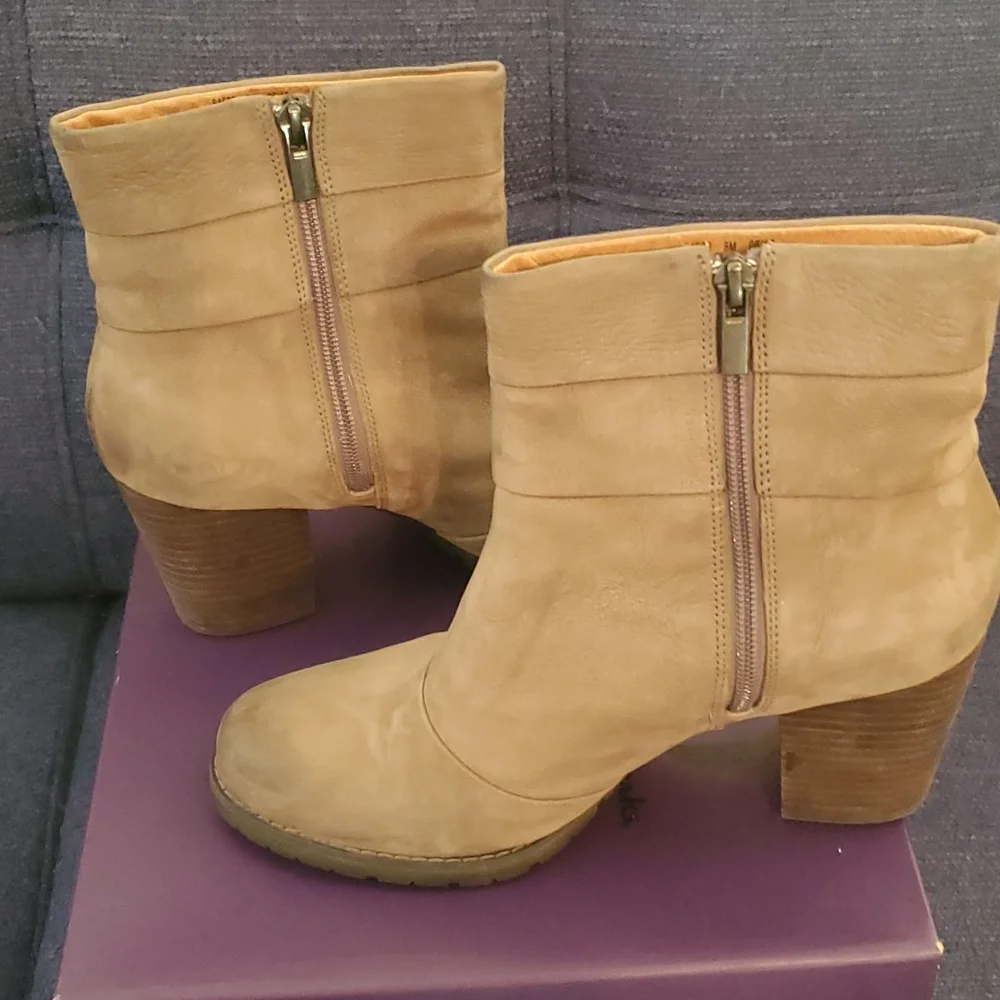 Booties - Picture 5 of 7